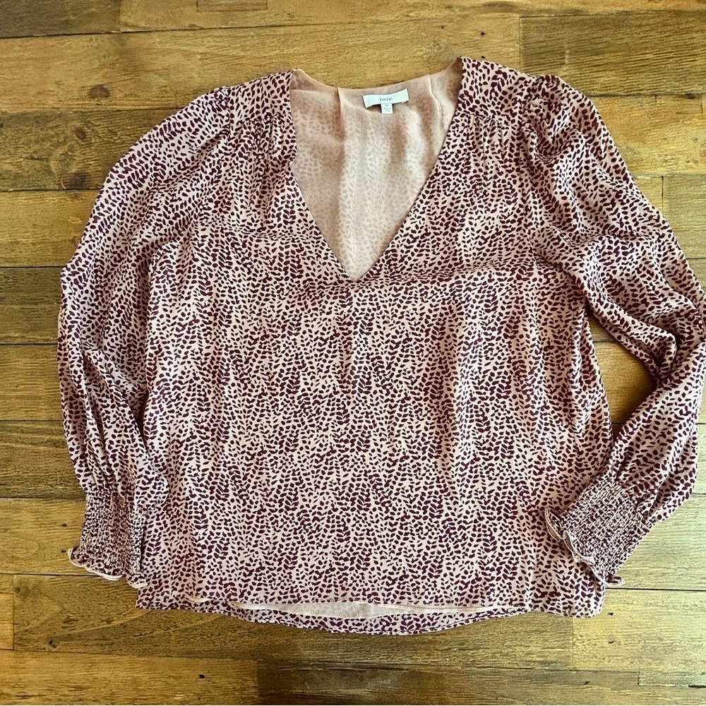 JOIE Bolona 100% Silk Puff-Sleeve Blouse in Tan and maroon - Picture 6 of 15